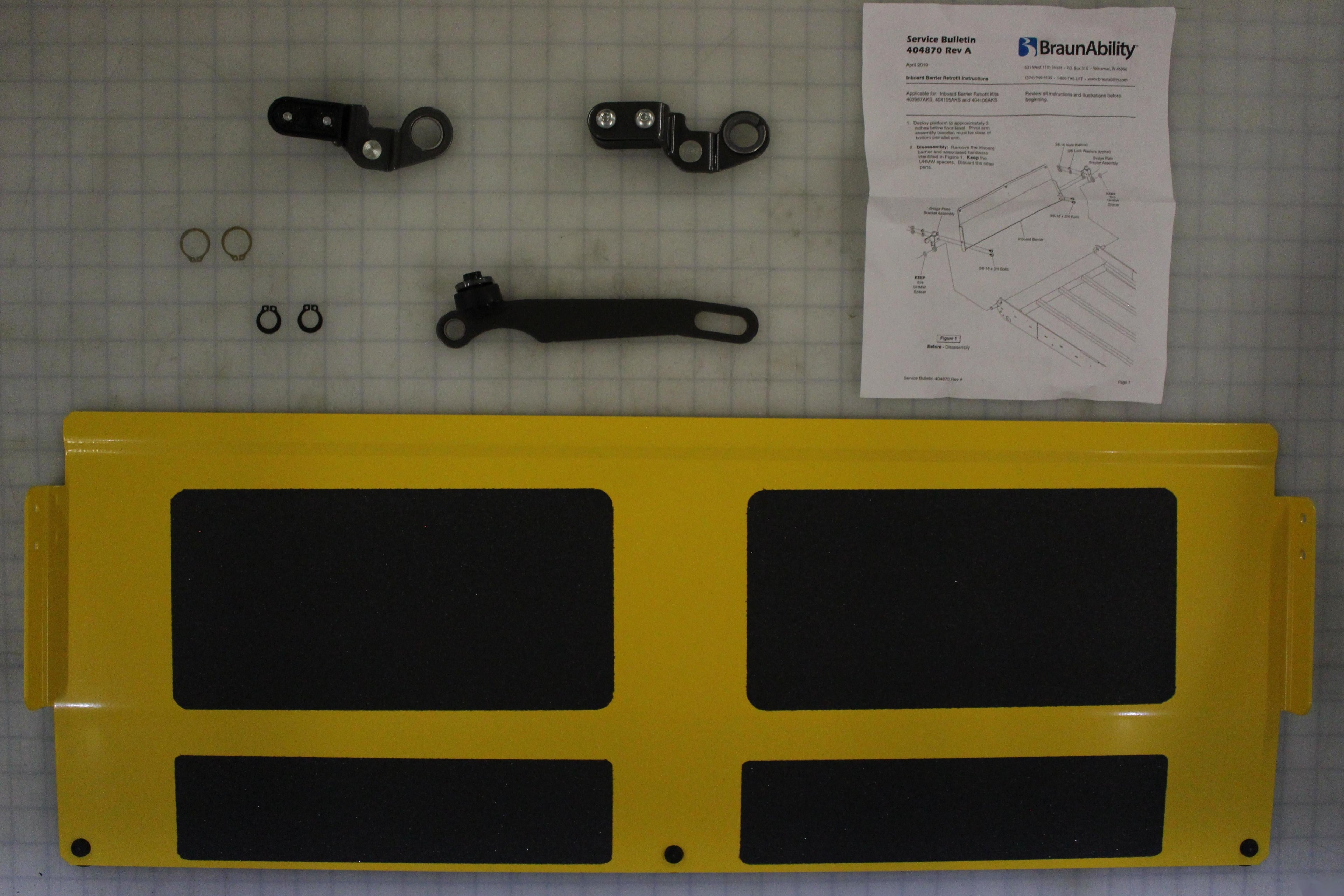 Braun 403987AKS Assembly Inboard Barrier 34 IN Wide Platforms Kit Shipout