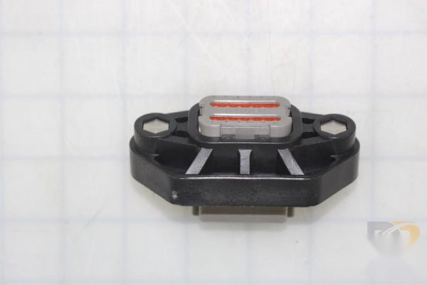 86243 Plug-12 Pin W/mount
