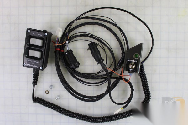 KIT HARNESS HAND CONTROL UPDATE FOR NL5 SHIPOUT   38136KS